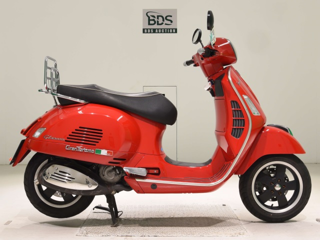 Vespa GTS 300IE 2011