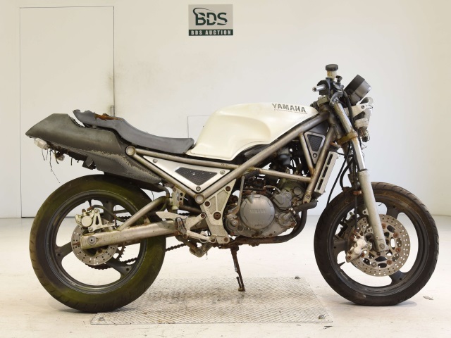 Yamaha R1-Z 1990