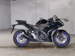 Yamaha YZF-R25 2016