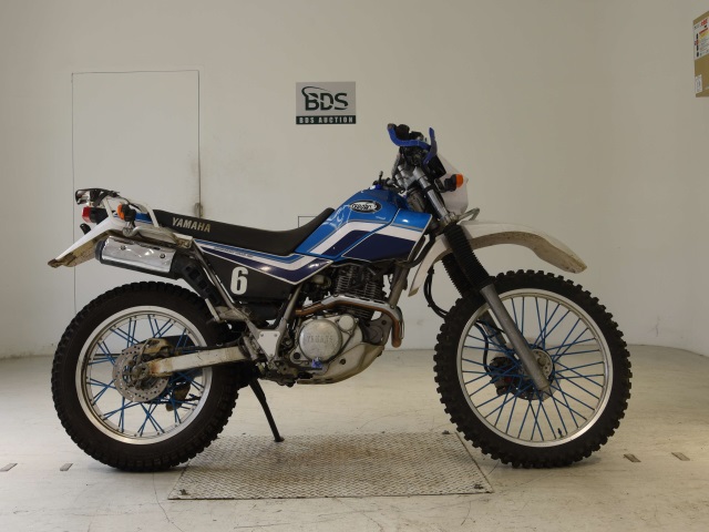 Yamaha SEROW XT225 2003