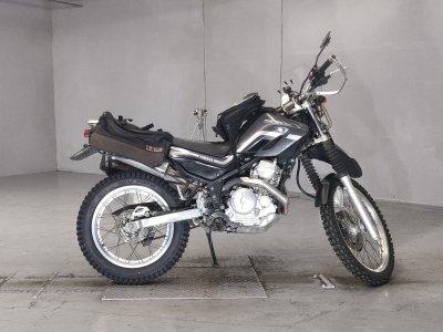 Yamaha SEROW XT250 2005