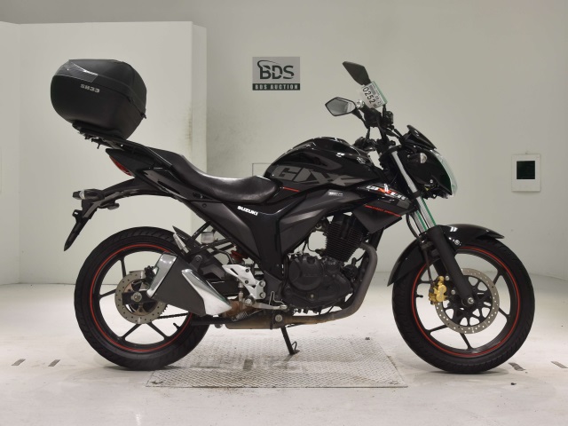 Suzuki GIXXER150