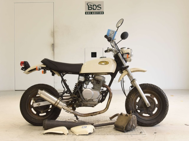 Honda APE50 2001