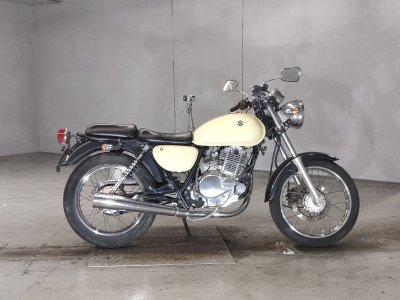 Suzuki ST250E
