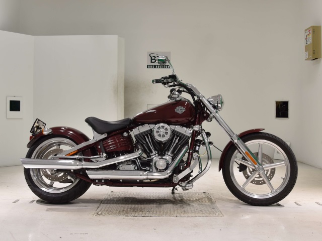 HD ROCKER C FXCWC1580 2009