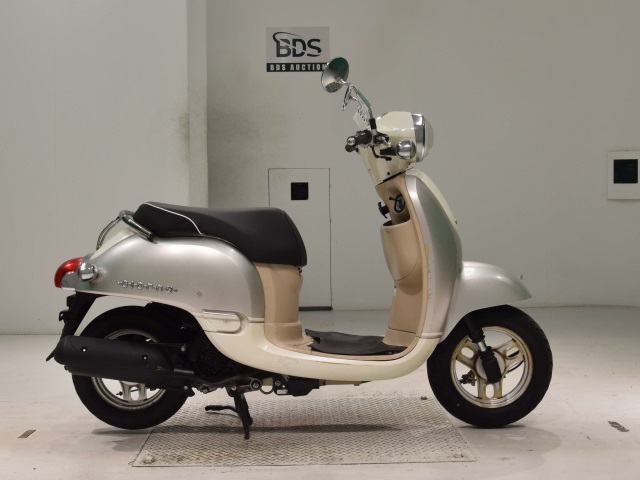 Honda GIORNO 2014
