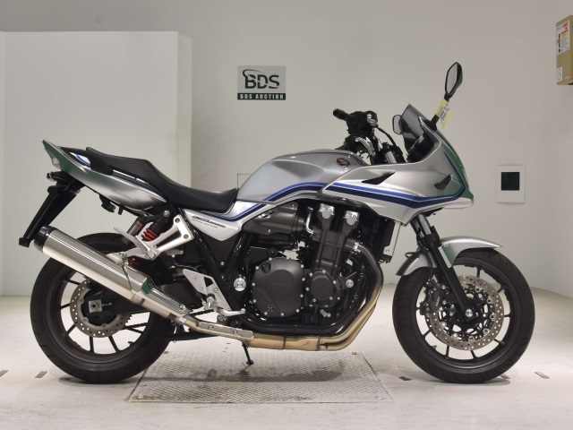 Honda CB1300SF BOLDOR 2023