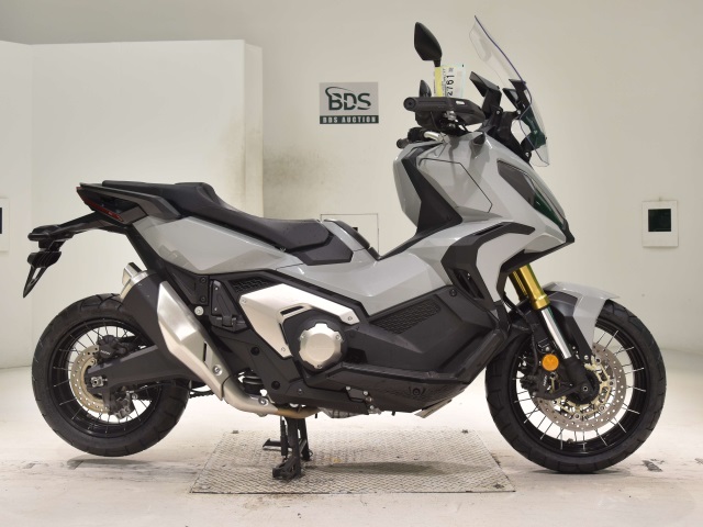 Honda X-ADV750 2021