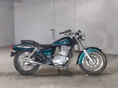 Suzuki MARAUDER250