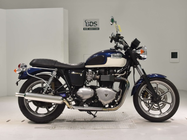 Triumph BONNEVILLE SE 2009
