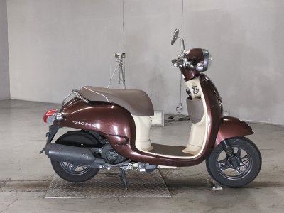 Honda GIORNO 2011