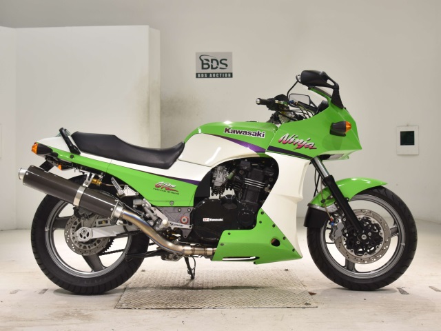 Kawasaki GPZ900R 1998