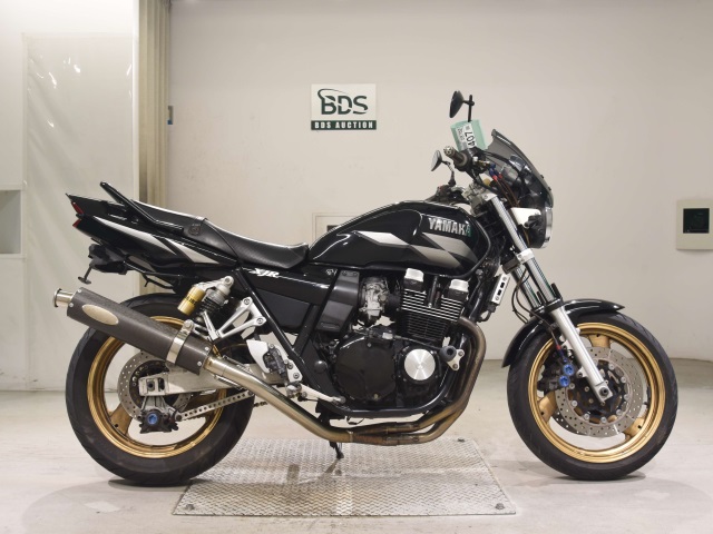 Yamaha XJR400 2002