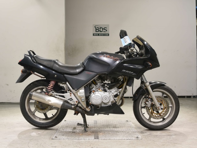 Honda VT250F XELVIS 1992