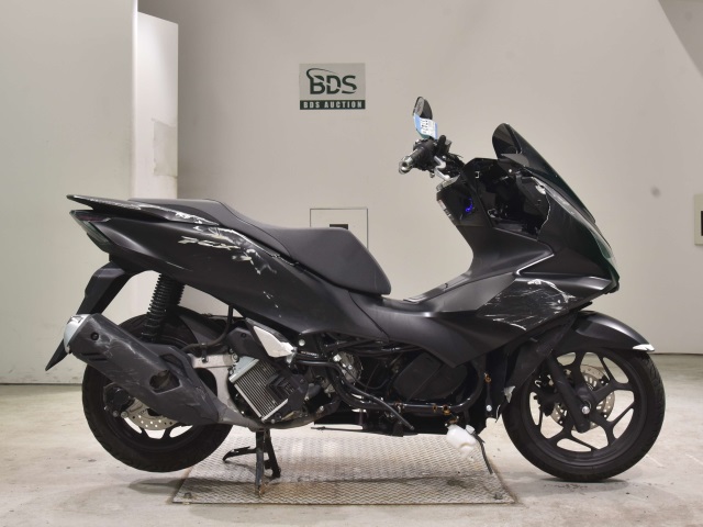 Honda PCX125 2021