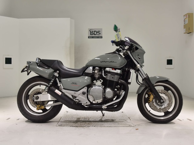 Honda X4 1997