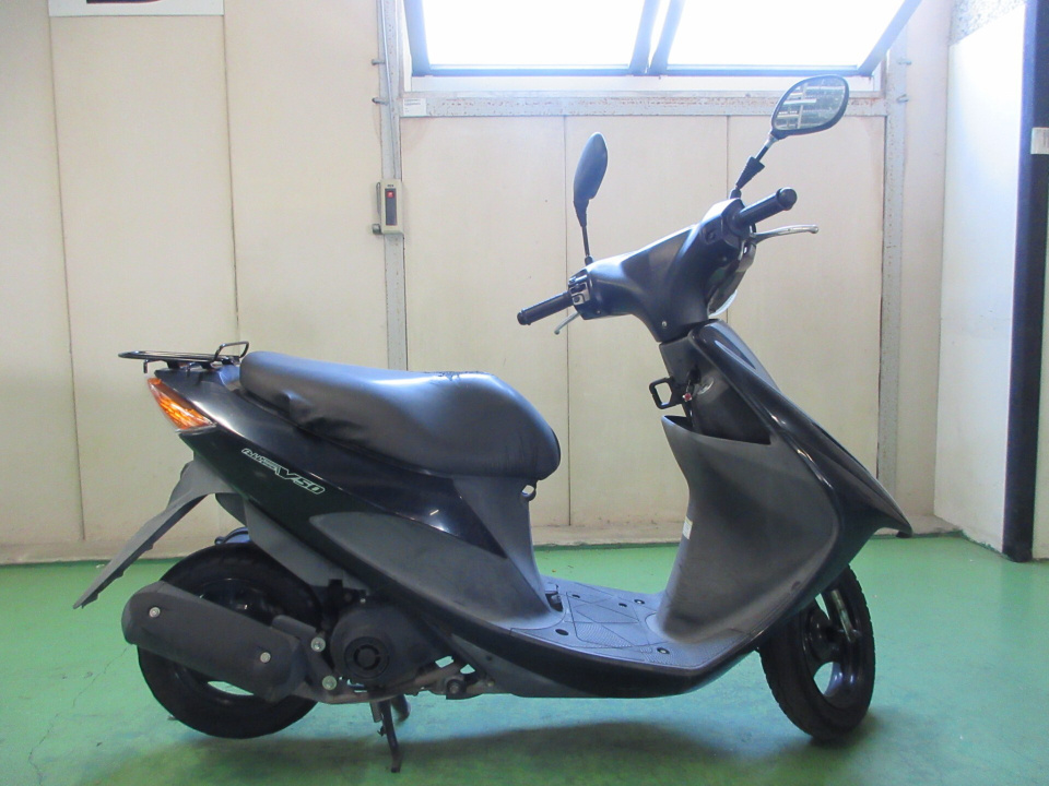 Suzuki ADDRESS V50