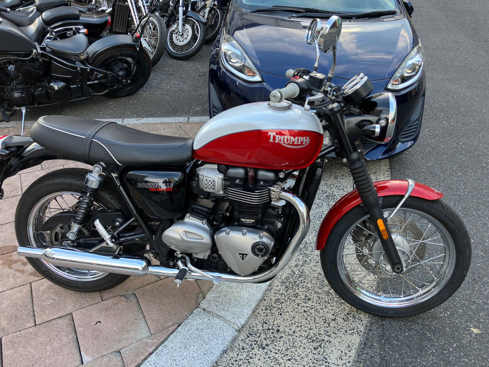 Triumph BONNEVILLE T100 2020