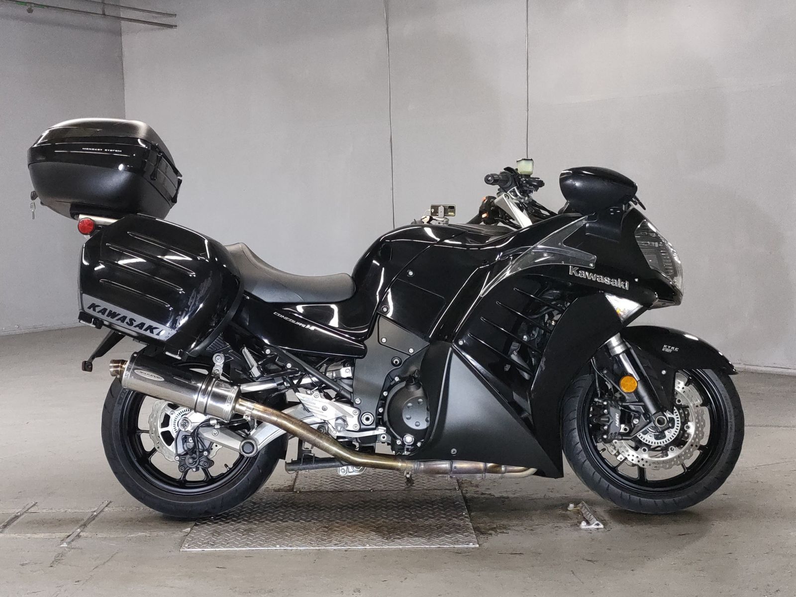 Kawasaki GTR1400 CONCOURS 2014