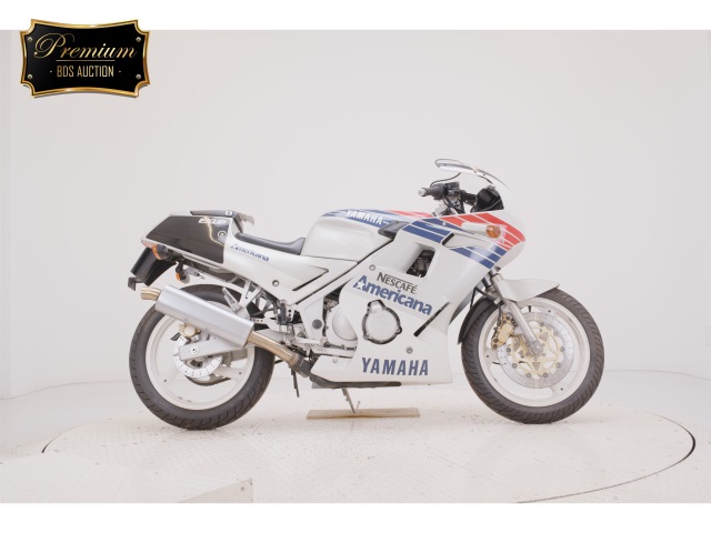 Yamaha FZR250