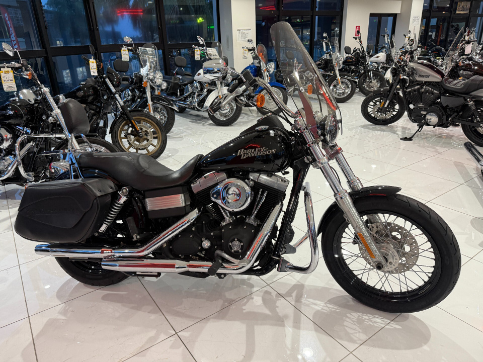 HD STREETBOB FXDB1580 2010