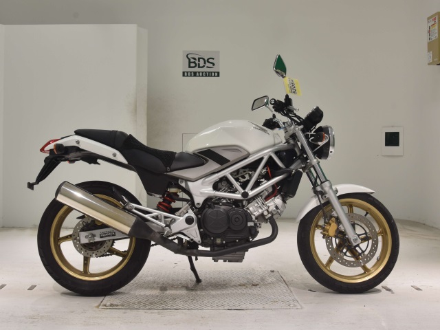 Honda VTR250 2011
