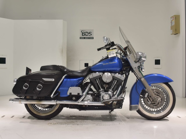 HD ROAD KING FLHRCI1450 2004