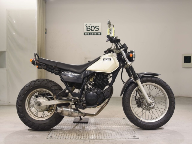 Yamaha TW225 2002