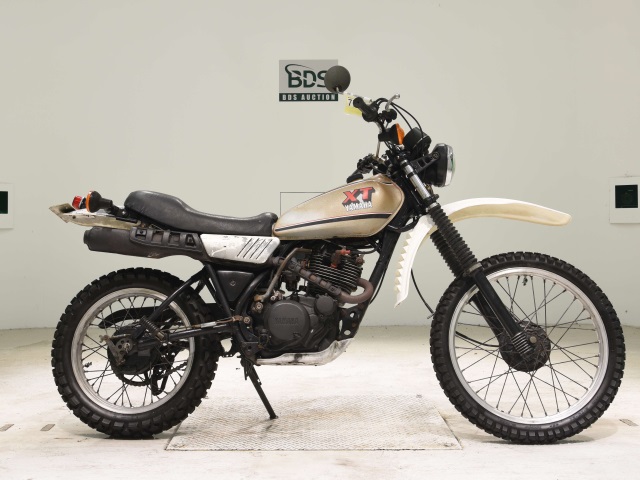 Yamaha XT250