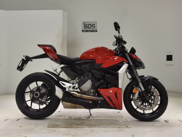 Ducati STREET FIGHTER V2 2022