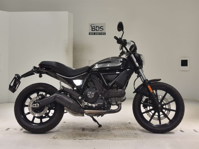 Ducati SCRAMBLER SIXTY2 2016