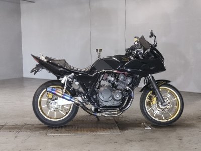 Honda CB400SFVA 2011