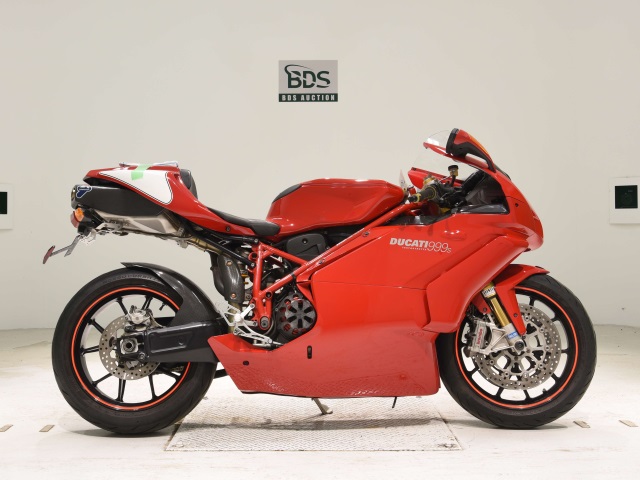Ducati 999 2004
