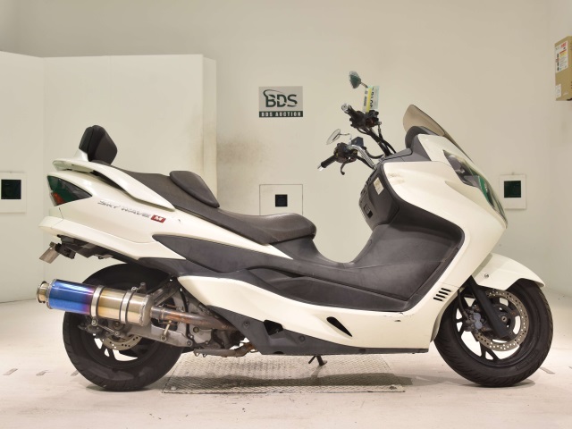 Suzuki SKYWAVE 250M