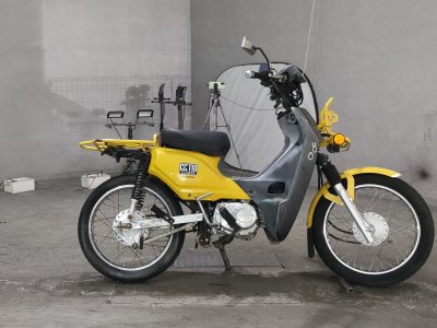 Honda CC110 CROSSCUB 2016