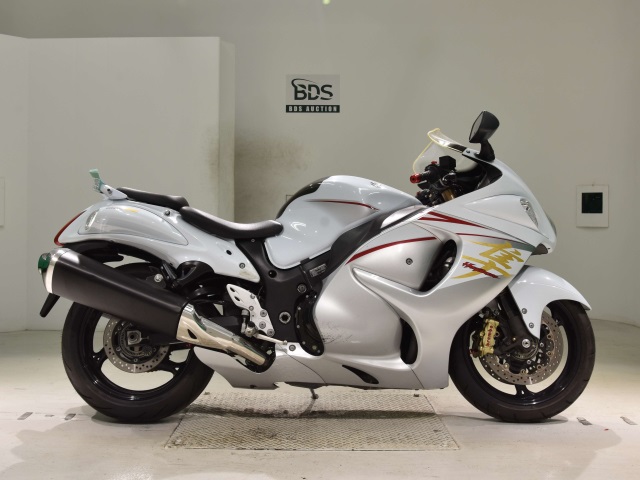 Suzuki GSX1300R HAYABUSA 2015