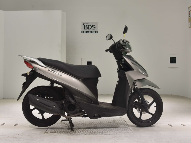 Suzuki ADDRESS V110
