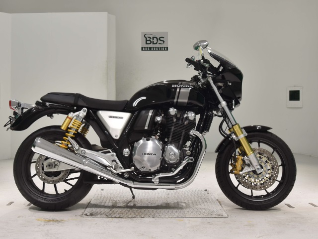 Honda CB1100RS 2017