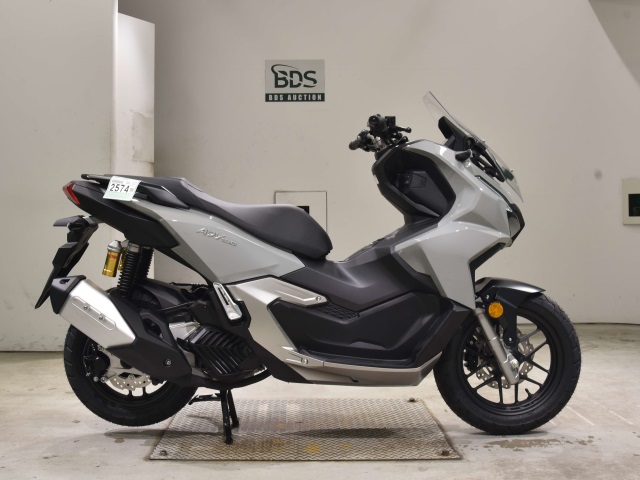 Honda ADV 160 2025