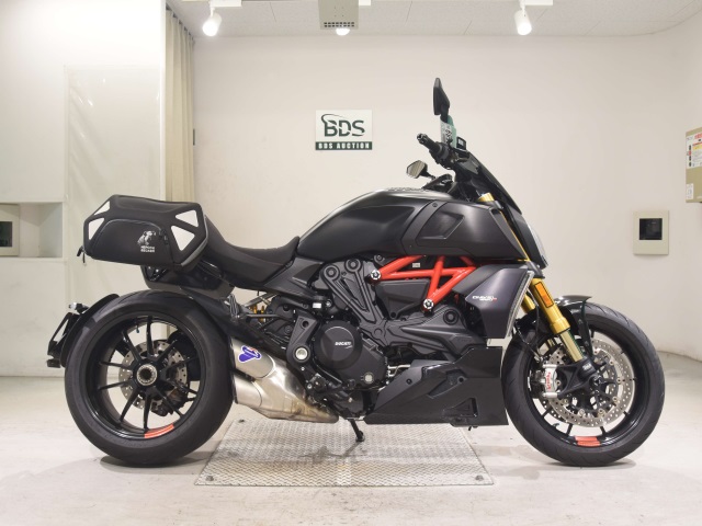 Ducati DIAVEL 1260S 2019