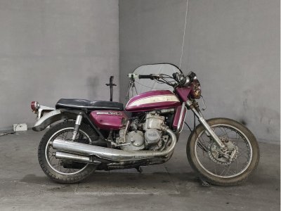 Suzuki GT750