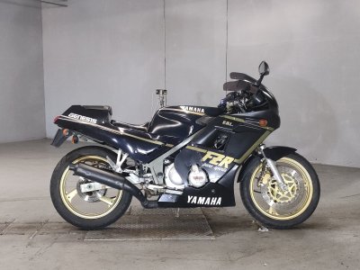 Yamaha FZR250 1987