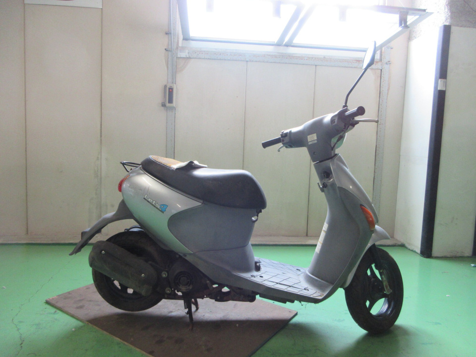Suzuki LETS4