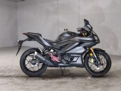 Yamaha YZF-R25 2020