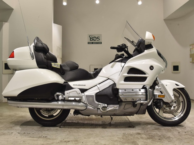 Honda GL1800 AIRBAG NAVI 2013