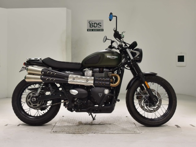 Triumph ｽﾄﾘｰﾄSCRAMBLER 2018