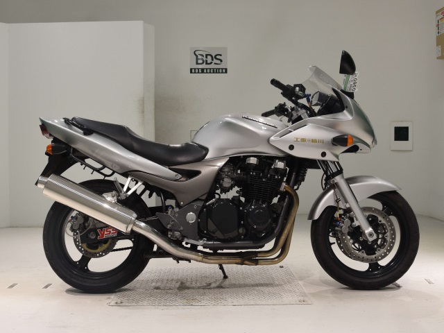 Kawasaki ZR-7S 2005