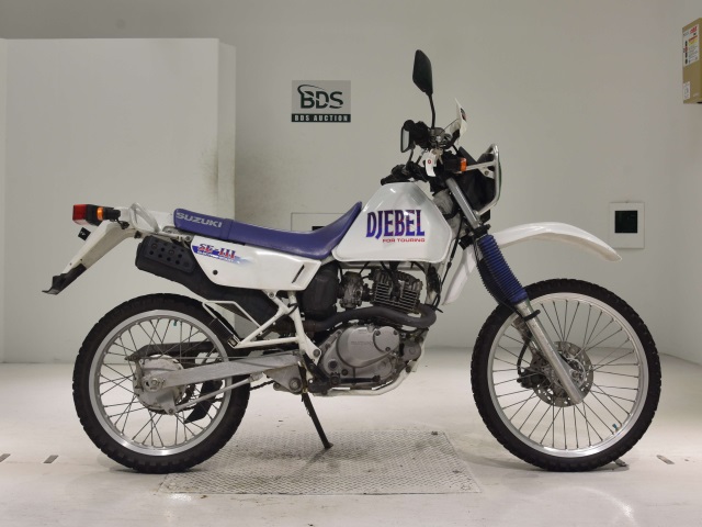 Suzuki DJEBEL125