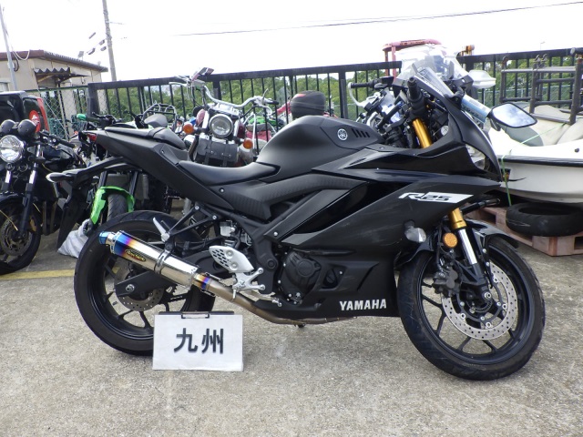 Yamaha YZF-R25A 2019