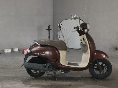 Honda GIORNO 2011